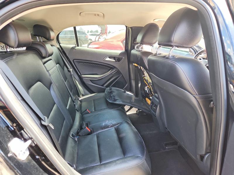 58635256 :رقم المزاد ، WDCTG4GB2FJ116028 vin ، 2015 Mercedes-benz Gla مزاد بيع
