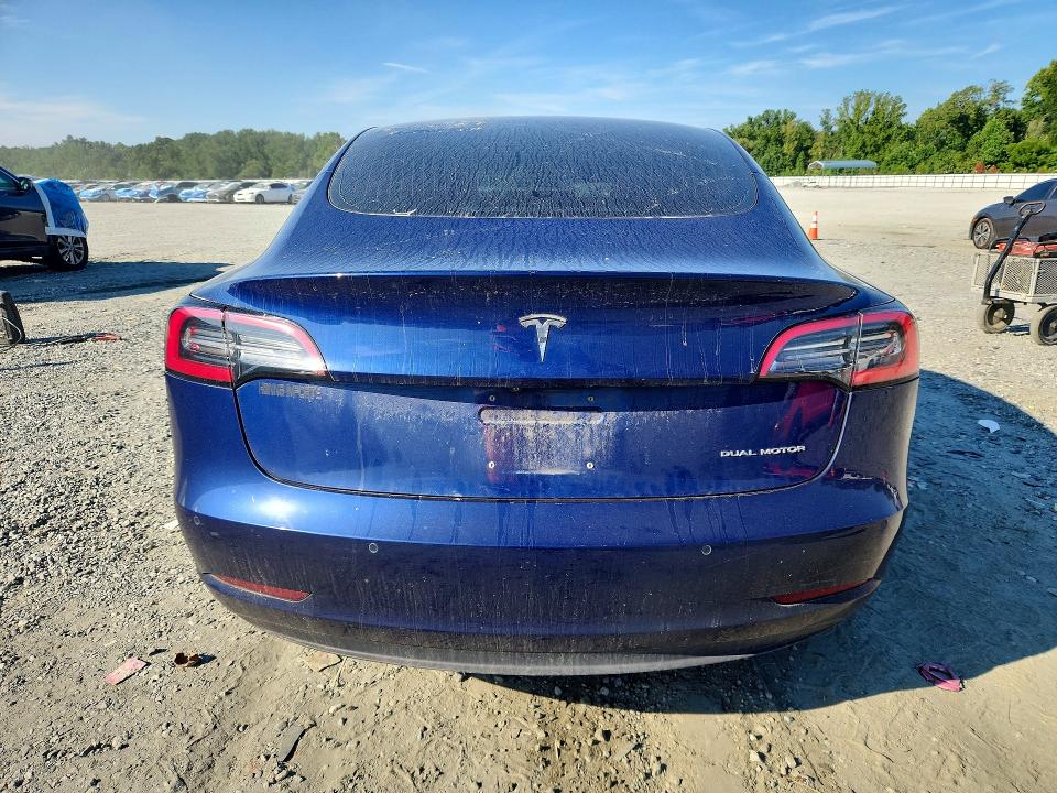 2018 Tesla Model 3 მანქანა იყიდება აუქციონზე, vin: 5YJ3E1EB1JF133867, აუქციონის ნომერი: 63503926