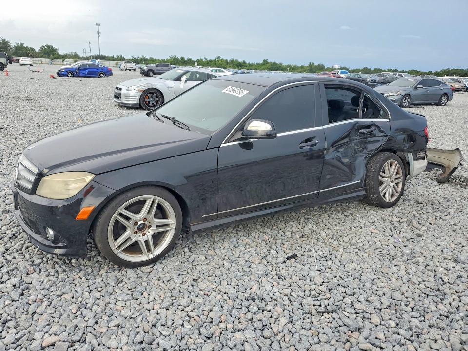 Продажа на аукционе авто 2009 Mercedes-benz C, vin: WDDGF81X49R079727, номер лота: 61560706