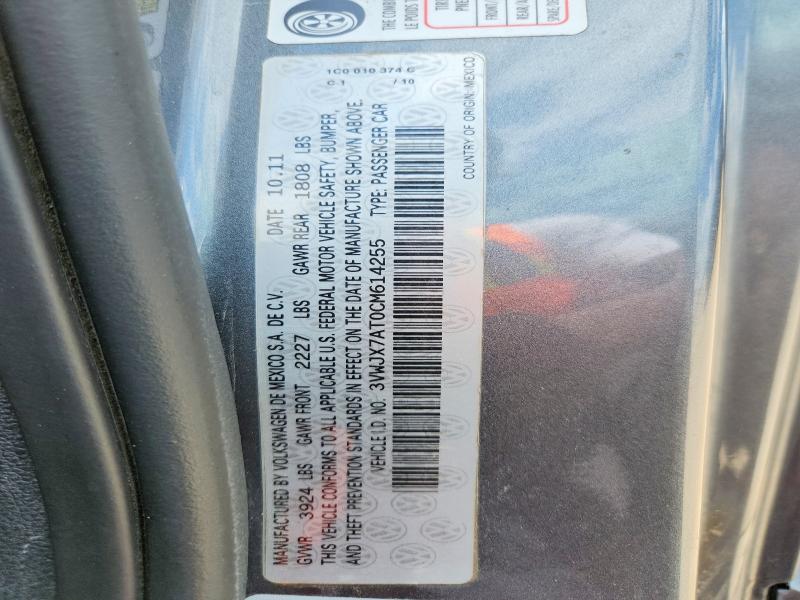 60605386 :رقم المزاد ، 3VWJX7AT0CM614255 vin ، 2012 Volkswagen Beetle مزاد بيع
