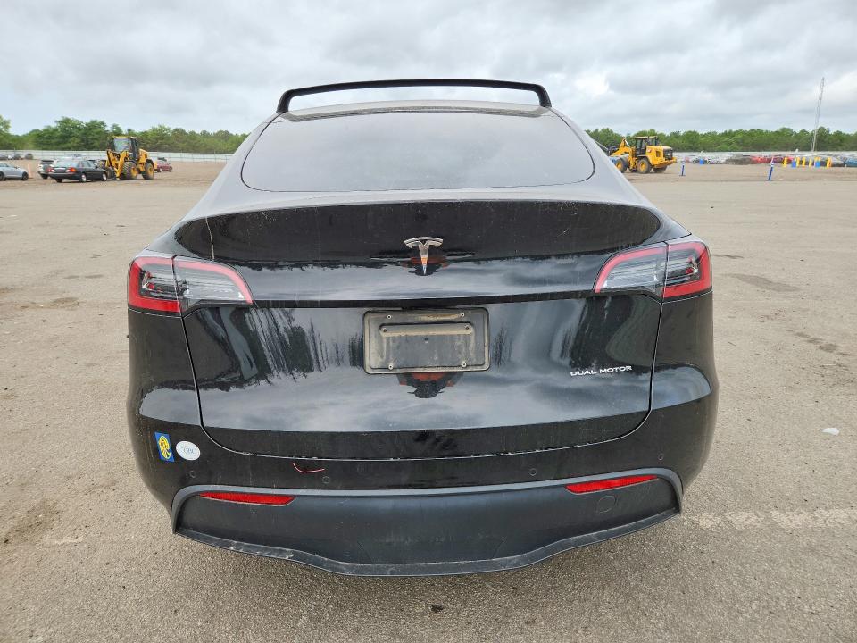 62760816 :رقم المزاد ، 7SAYGDEE4NA008279 vin ، 2022 Tesla Model Y مزاد بيع