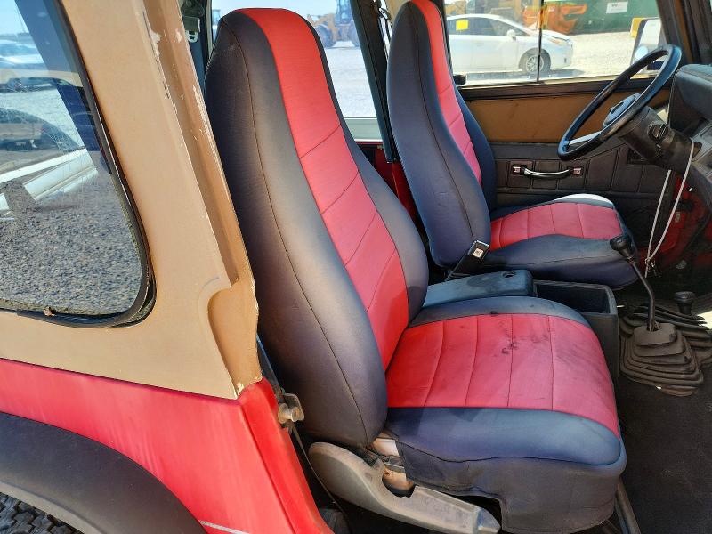 62902776 :رقم المزاد ، 2J4FY39S3NJ558259 vin ، 1992 Jeep Wrangler / Yj مزاد بيع