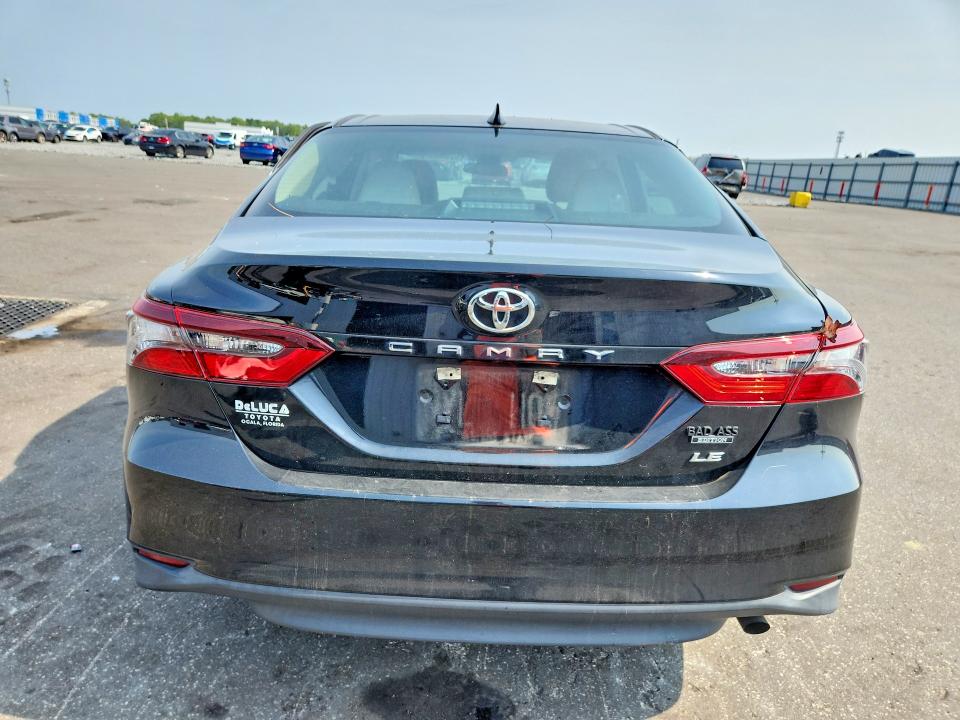 Продажа на аукционе авто 2022 Toyota Camry, vin: 4T1C11AK9NU677141, номер лота: 62848576