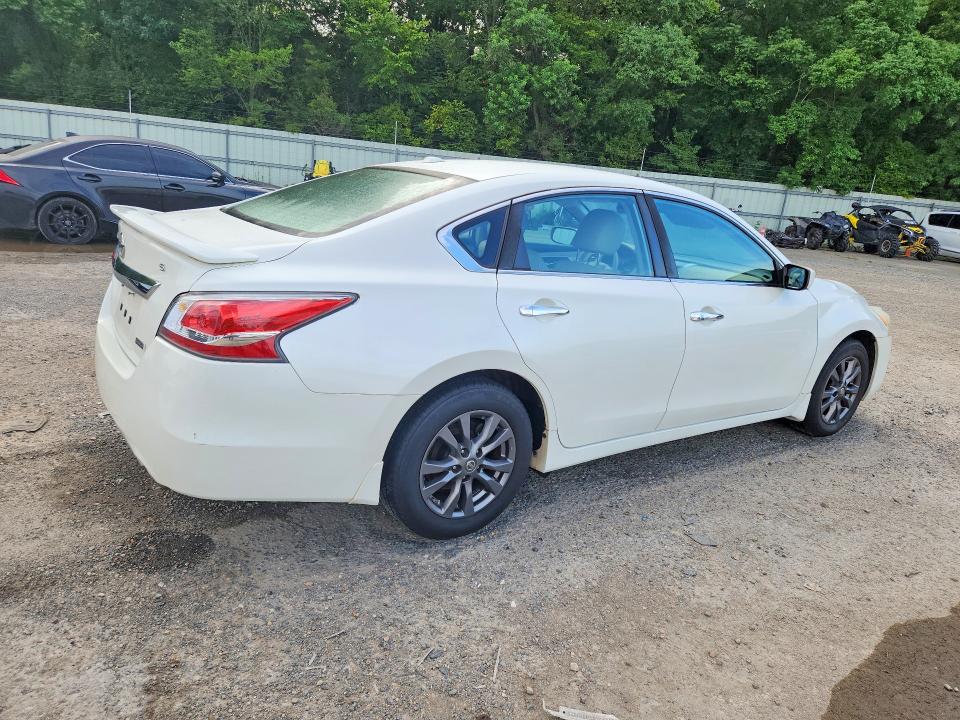 Продаж на аукціоні авто 2015 Nissan Altima, vin: 1N4AL3AP8FC598330, номер лоту: 61529036