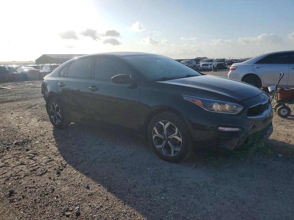 62866846 :رقم المزاد ، 3KPF24AD1KE010656 vin ، 2019 Kia Forte مزاد بيع