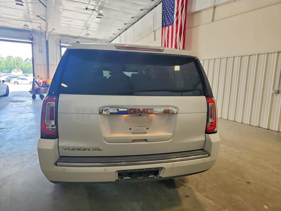 Продажа на аукционе авто 2016 Gmc Yukon Xl, vin: 1GKS2HKJ3GR331320, номер лота: 59964896