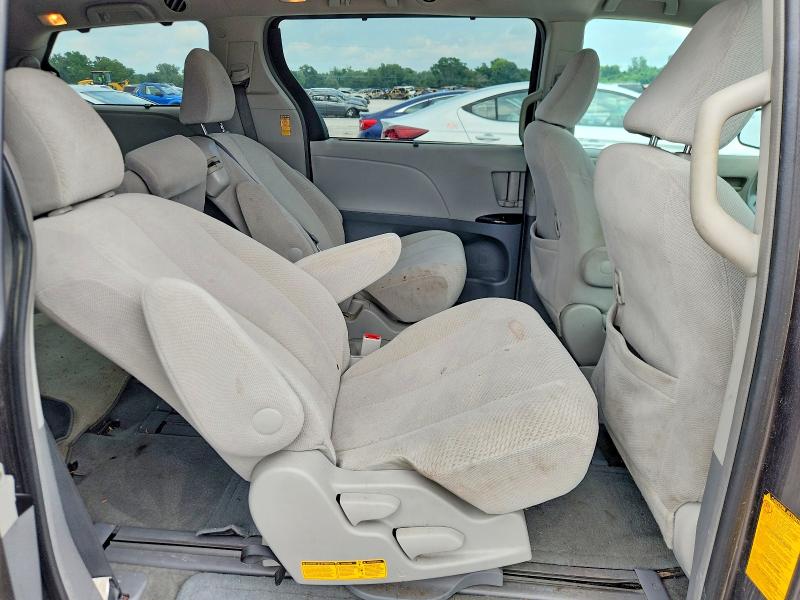 Продаж на аукціоні авто 2014 Toyota Sienna, vin: 5TDKK3DC2ES414569, номер лоту: 62458176
