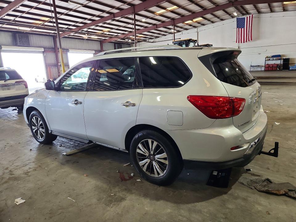 2017 Nissan Pathfinder მანქანა იყიდება აუქციონზე, vin: 5N1DR2MN2HC677775, აუქციონის ნომერი: 60957336