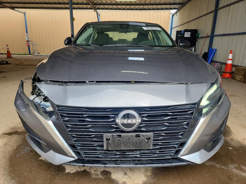 2024 Nissan Altima მანქანა იყიდება აუქციონზე, vin: 1N4BL4DV9RN402926, აუქციონის ნომერი: 62853606