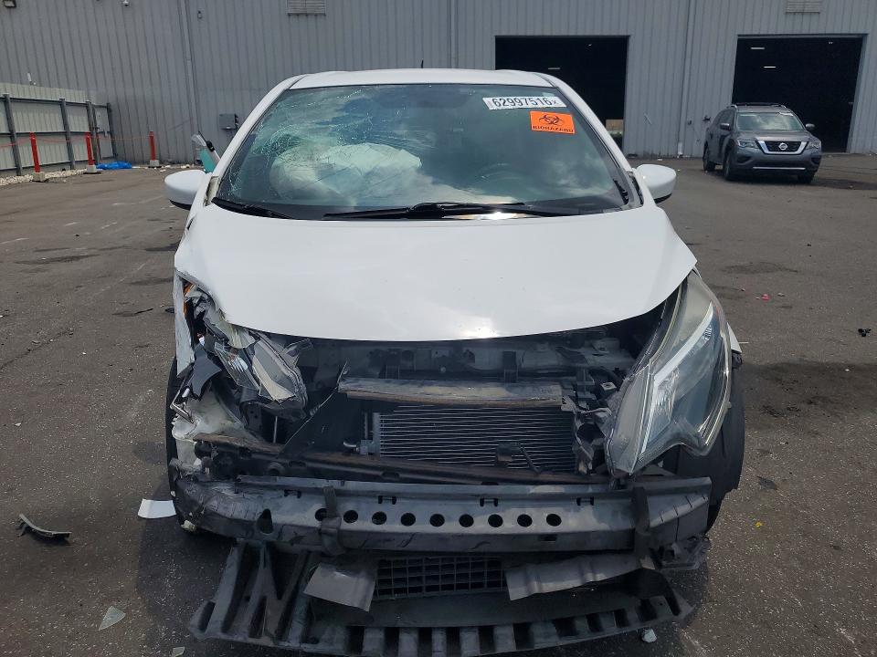 2017 Nissan Versa Note მანქანა იყიდება აუქციონზე, vin: 3N1CE2CP6HL352469, აუქციონის ნომერი: 62997516