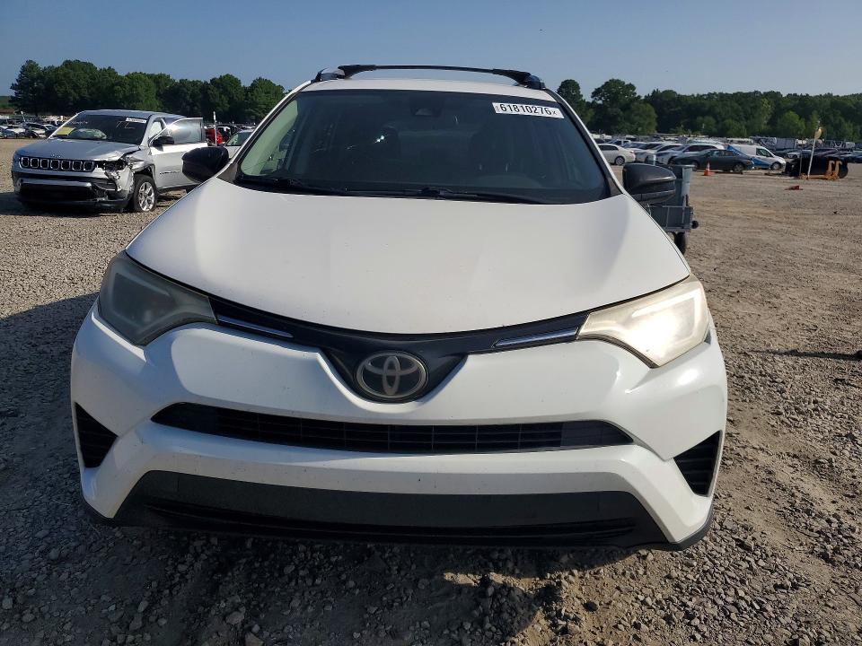 Продаж на аукціоні авто 2017 Toyota Rav4, vin: JTMZFREV7HJ117787, номер лоту: 61810276