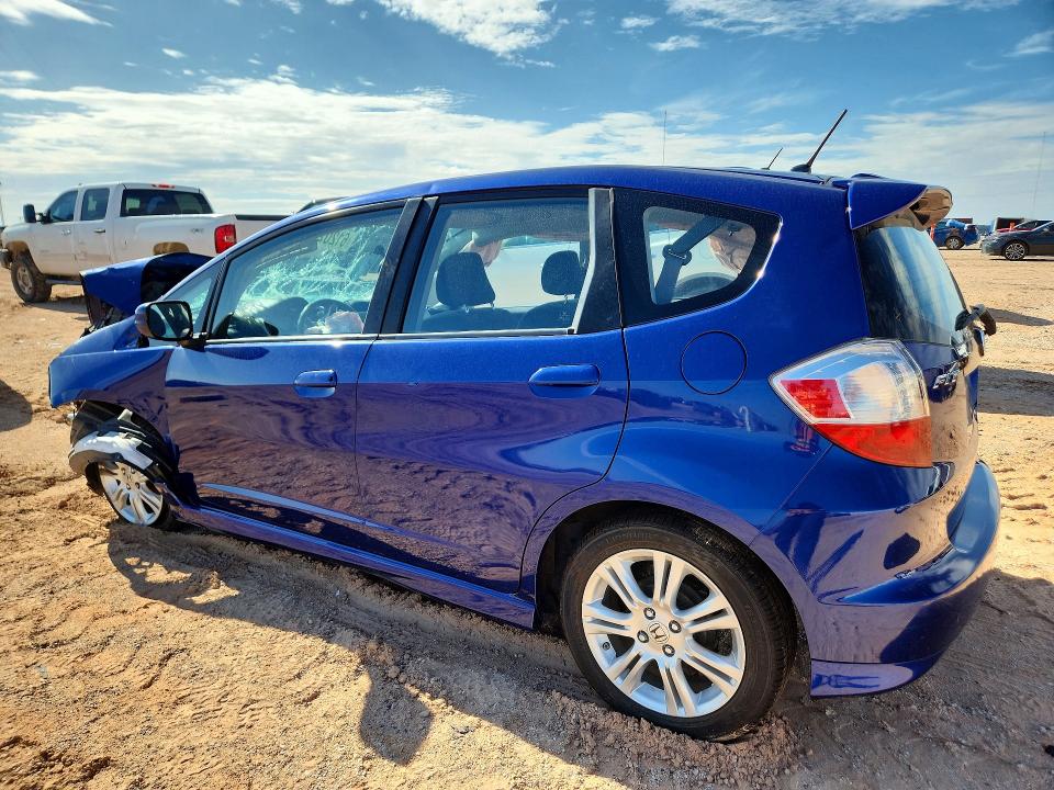 61202966 :رقم المزاد ، JHMGE8H46AC013694 vin ، 2010 Honda Fit مزاد بيع