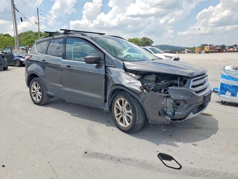 2018 Ford Escape მანქანა იყიდება აუქციონზე, vin: 1FMCU9HD0JUC87231, აუქციონის ნომერი: 59881276