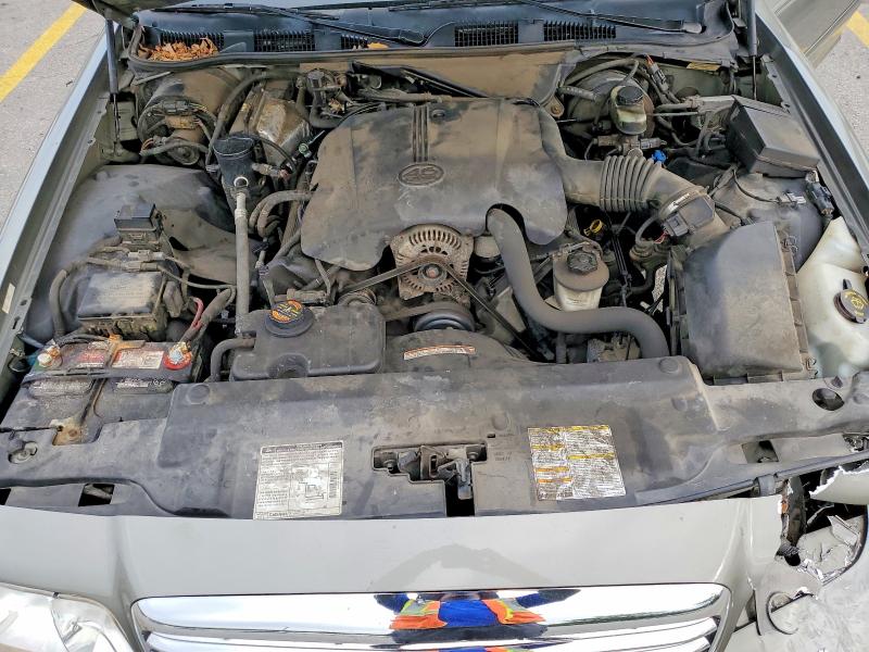 61556126 :رقم المزاد ، 2FAFP74W1YX139635 vin ، 2000 Ford Crown Victoria مزاد بيع