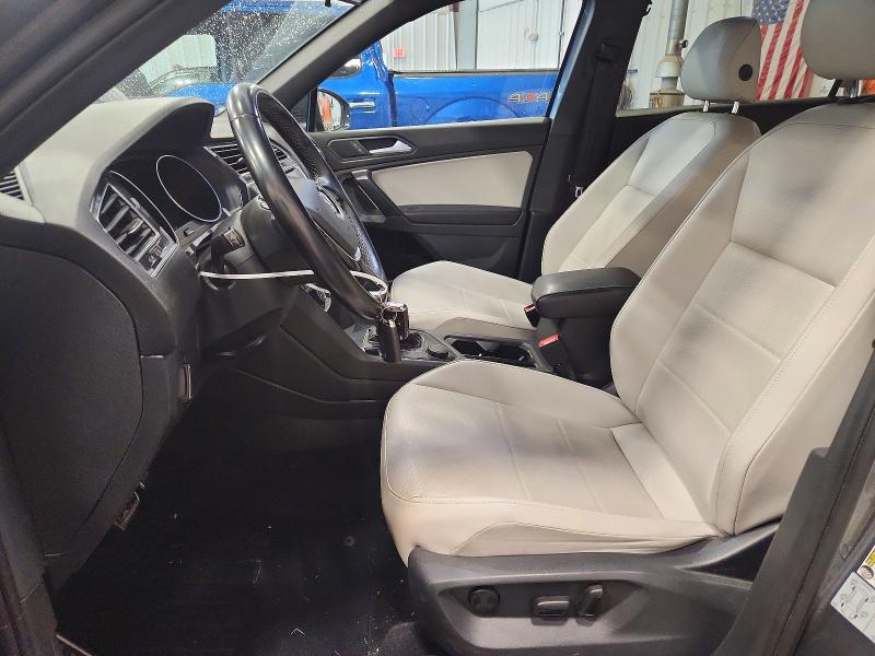 63300406 :رقم المزاد ، 3VV2B7AX7MM112693 vin ، 2021 Volkswagen Tiguan مزاد بيع