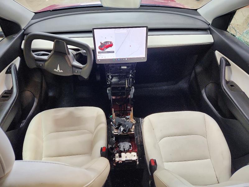 62389666 :رقم المزاد ، 5YJYGDEEXMF095958 vin ، 2021 Tesla Model Y مزاد بيع