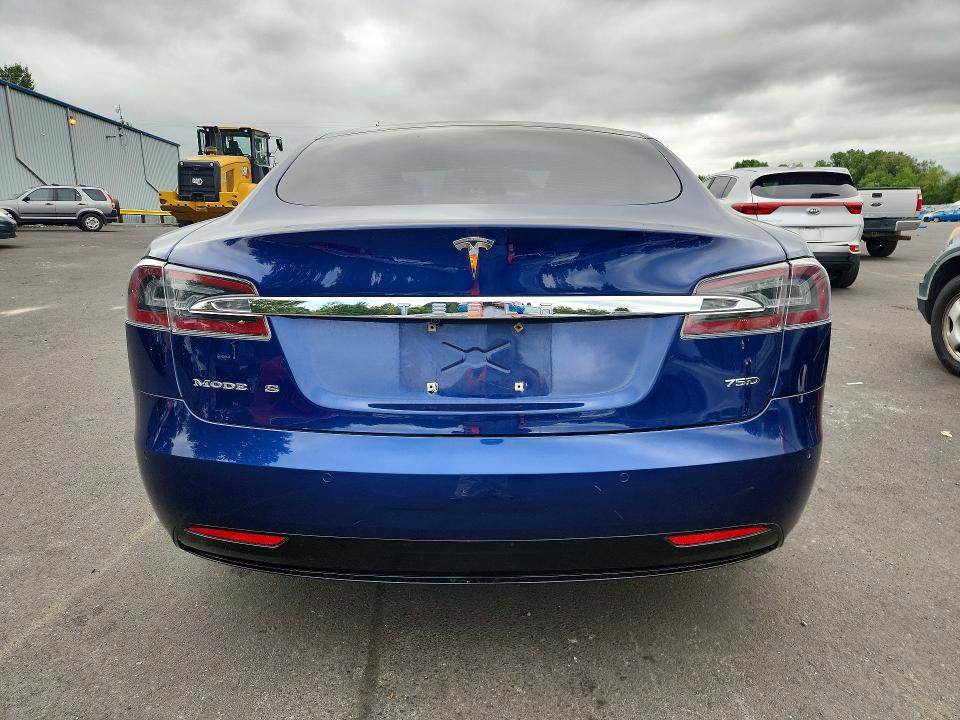 Продаж на аукціоні авто 2018 Tesla Model S, vin: 5YJSA1E20JF245227, номер лоту: 60405126