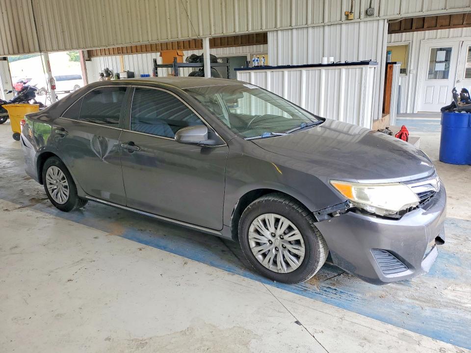 63253676 :رقم المزاد ، 4T1BF1FK7CU170239 vin ، 2012 Toyota Camry مزاد بيع
