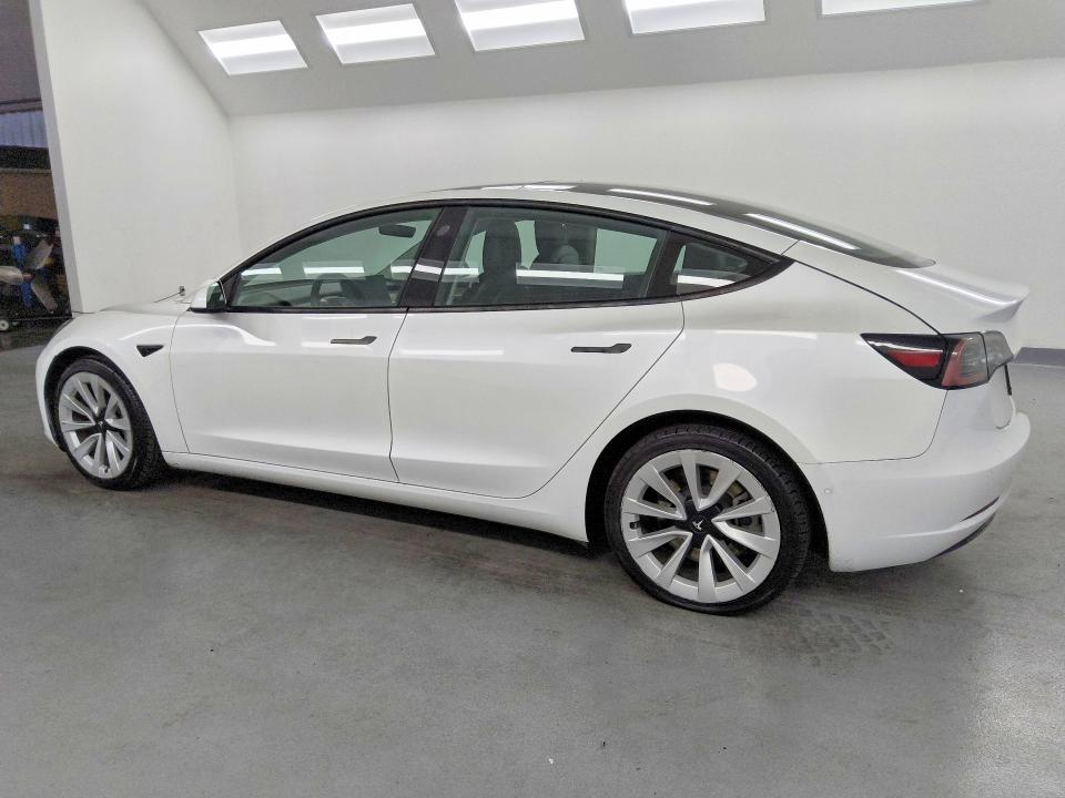 60268086 :رقم المزاد ، 5YJ3E1EA6NF191406 vin ، 2022 Tesla Model 3 مزاد بيع