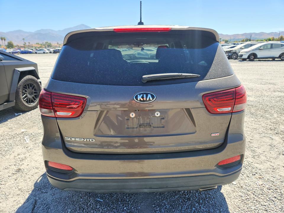 63427196 :رقم المزاد ، 5XYPG4A3XKG563905 vin ، 2019 Kia Sorento مزاد بيع