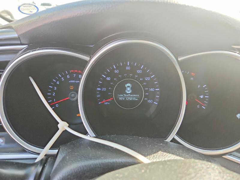 60880406 :رقم المزاد ، 5XXGM4A70FG373598 vin ، 2015 Kia Optima مزاد بيع