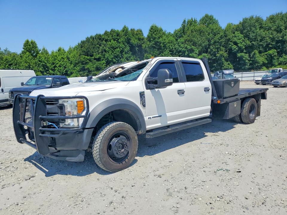 59576906 :رقم المزاد ، 1FD0W5HT0HEE04677 vin ، 2017 Ford F550 مزاد بيع