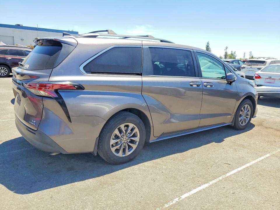 Aukcja sprzedaży 2021 Toyota Sienna, vin: 5TDKRKEC7MS039152, numer aukcji: 63383926