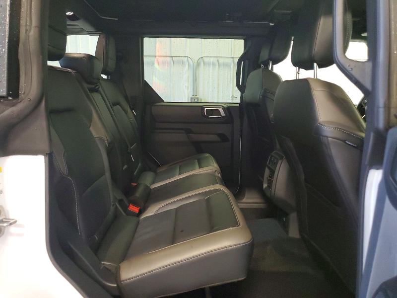 Продаж на аукціоні авто 2025 Ford Bronco, vin: 1FMEE8BP7SLB16616, номер лоту: 63323136
