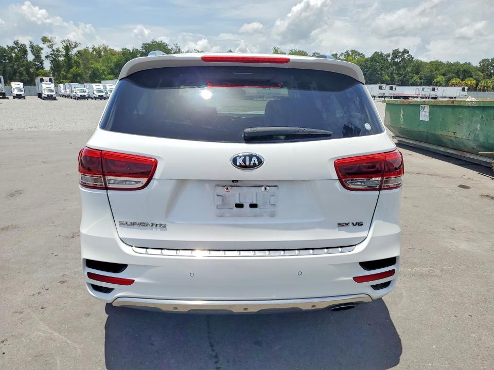 60966616 :رقم المزاد ، 5XYPK4A52HG317598 vin ، 2017 Kia Sorento مزاد بيع