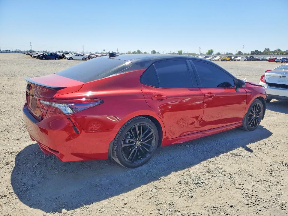 Продажа на аукционе авто 2021 Toyota Camry, vin: 4T1K31AK4MU030800, номер лота: 60181086
