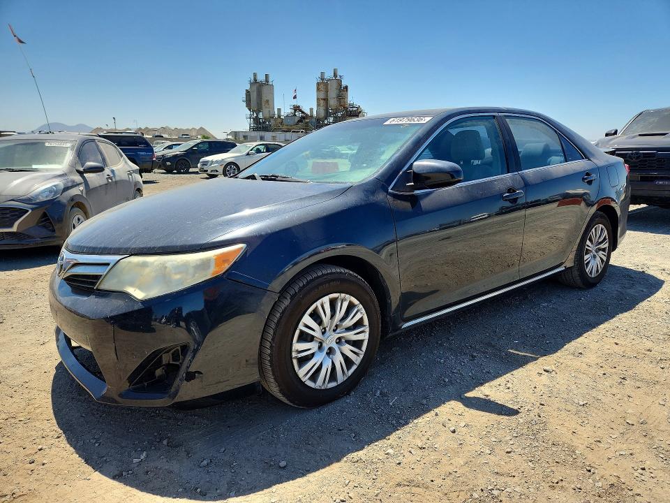 61979636 :رقم المزاد ، 4T4BF1FKXCR168507 vin ، 2012 Toyota Camry مزاد بيع