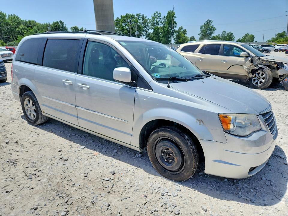 59251616 :رقم المزاد ، 2A4RR5D16AR226591 vin ، 2010 Chrysler Town & Country مزاد بيع