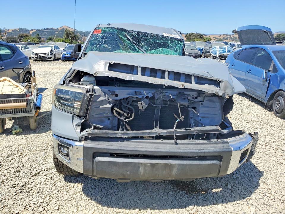 Продажа на аукционе авто 2018 Toyota Tundra, vin: 5TFUY5F13JX754090, номер лота: 61613246