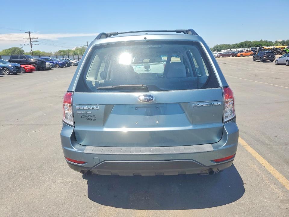 60082826 :رقم المزاد ، JF2SHBBC4BH777727 vin ، 2011 Subaru Forester مزاد بيع