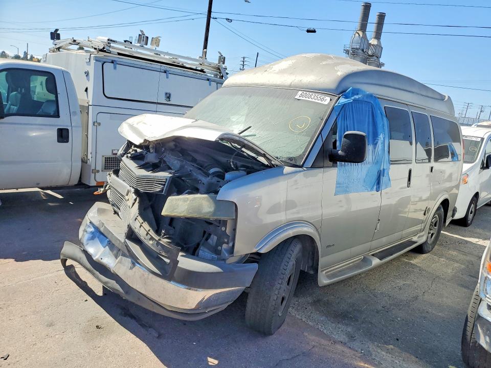 60083556 :رقم المزاد ، 1GBFG15T751243891 vin ، 2005 Chevrolet Express G1500 مزاد بيع