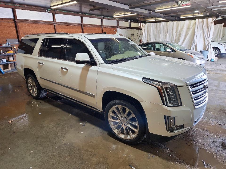 2018 Cadillac Escalade მანქანა იყიდება აუქციონზე, vin: 1GYS4KKJXJR364299, აუქციონის ნომერი: 97684985