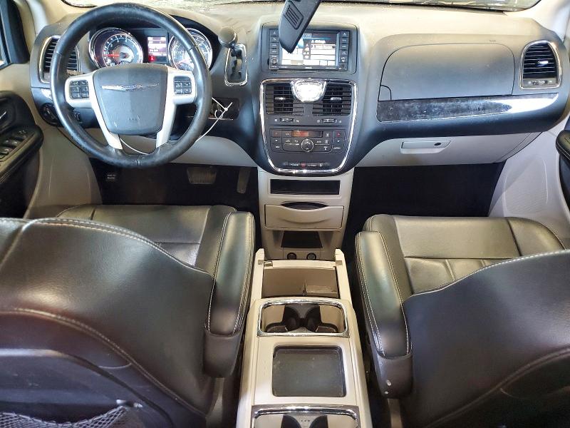 61483046 :رقم المزاد ، 2C4RC1BG6FR655017 vin ، 2015 Chrysler Town & Country مزاد بيع