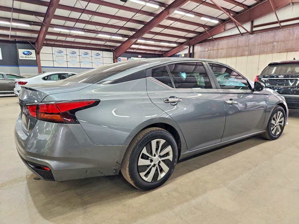 61361096 :رقم المزاد ، 1N4BL4BV3LC240698 vin ، 2020 Nissan Altima مزاد بيع