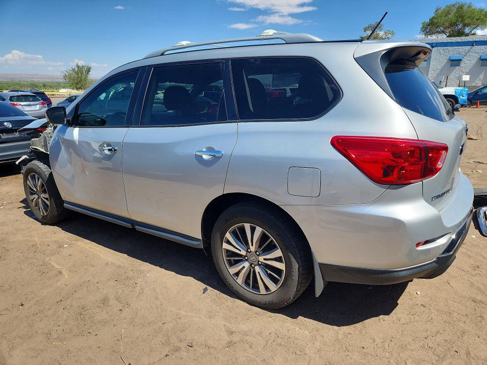 Продаж на аукціоні авто 2018 Nissan Pathfinder, vin: 5N1DR2MN5JC673970, номер лоту: 61611156