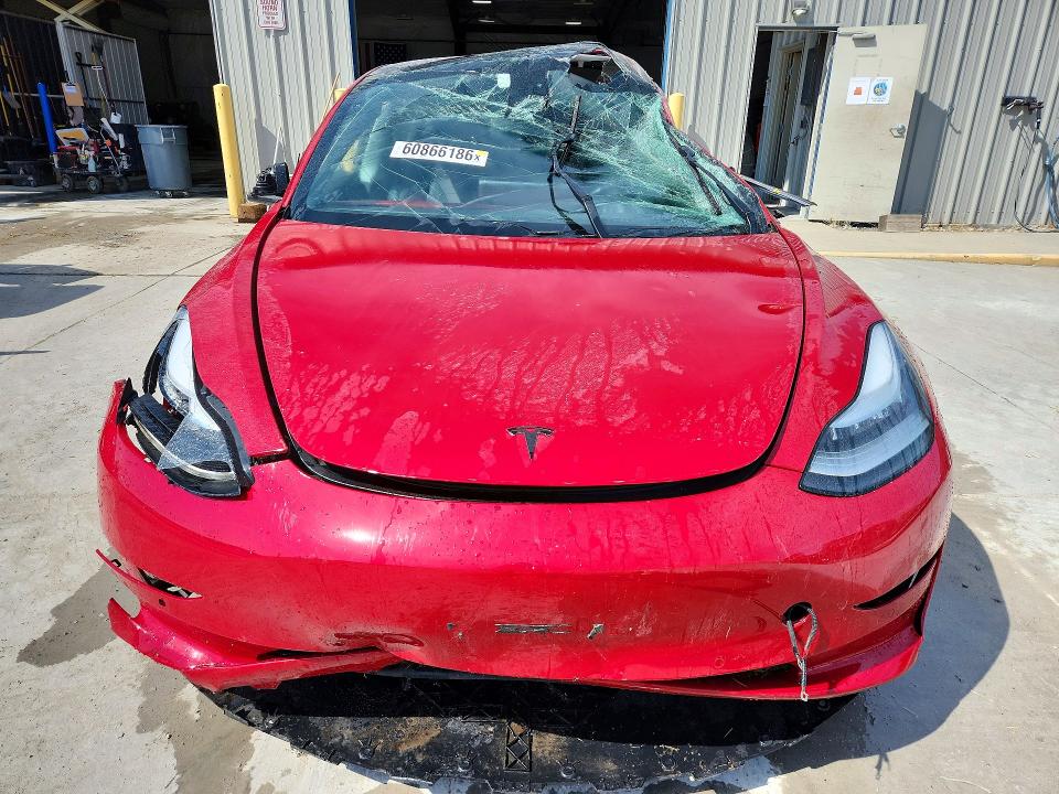 Продажа на аукционе авто 2018 Tesla Model 3, vin: 5YJ3E1EB1JF117099, номер лота: 60866186