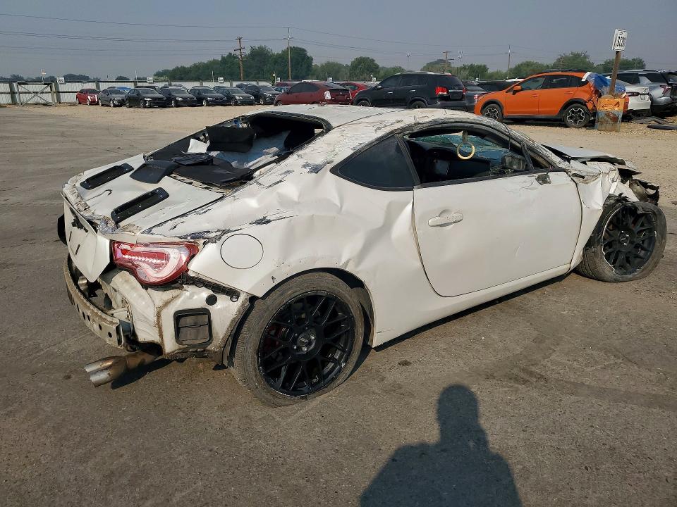 63405306 :رقم المزاد ، JF1ZCAB11D1603992 vin ، 2013 Subaru Brz مزاد بيع