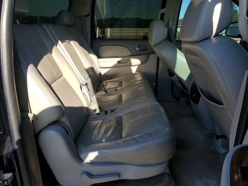 62474626 :رقم المزاد ، 1GNFK16358J116805 vin ، 2008 Chevrolet Suburban مزاد بيع
