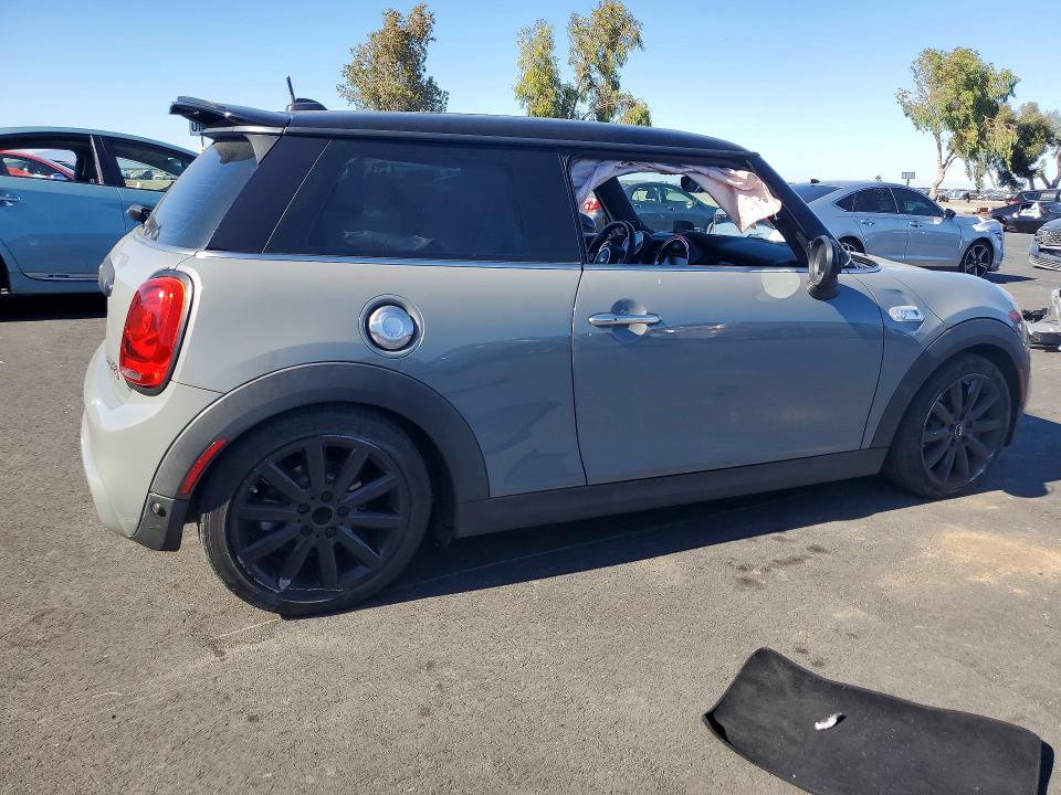 2015 Mini Cooper მანქანა იყიდება აუქციონზე, vin: WMWXP7C50F2A33216, აუქციონის ნომერი: 60878656