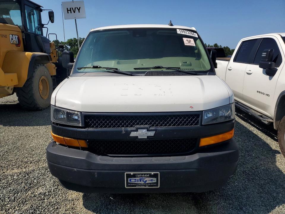 2021 Chevrolet Express G2500 მანქანა იყიდება აუქციონზე, vin: 1GCWGAFP3M1228090, აუქციონის ნომერი: 59923266