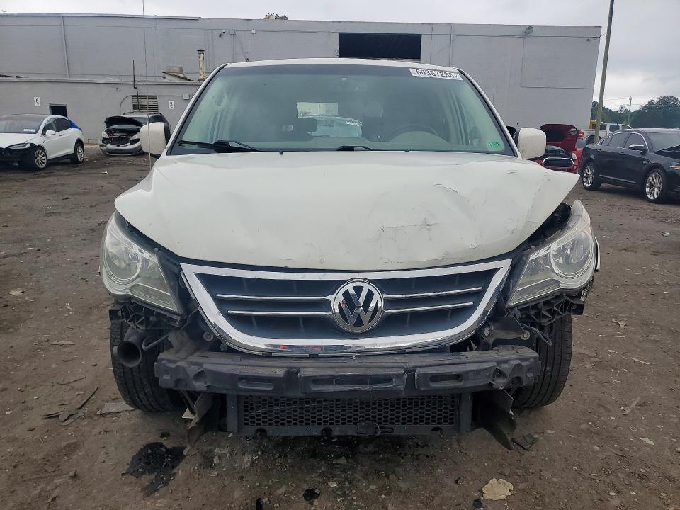 60367286 :رقم المزاد ، 2V8HW34169R554575 vin ، 2009 Volkswagen Routan مزاد بيع