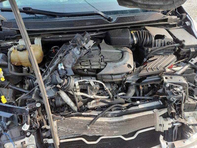 61135906 :رقم المزاد ، 2C4RC1DG3LR176823 vin ، 2020 Chrysler Voyager مزاد بيع
