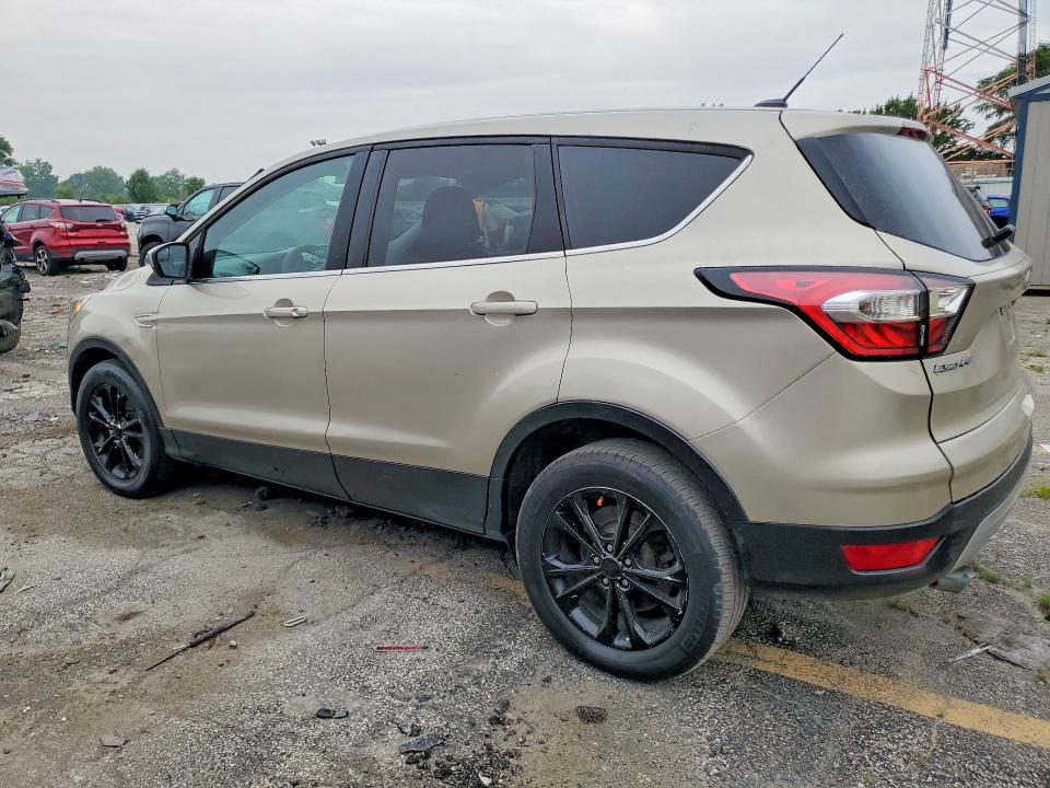 2017 Ford Escape მანქანა იყიდება აუქციონზე, vin: 1FMCU0GD9HUA99637, აუქციონის ნომერი: 61540666