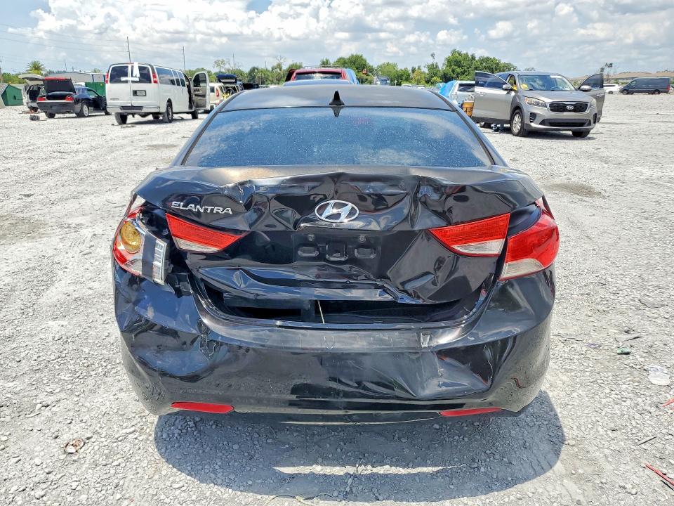 60184956 :رقم المزاد ، 5NPDH4AE3DH408061 vin ، 2013 Hyundai Elantra مزاد بيع