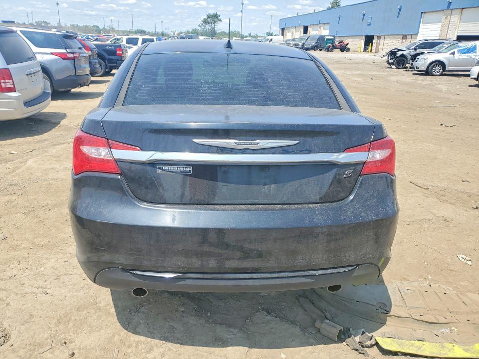 Продаж на аукціоні авто 2014 Chrysler 200, vin: 1C3CCBBGXEN132188, номер лоту: 61642356