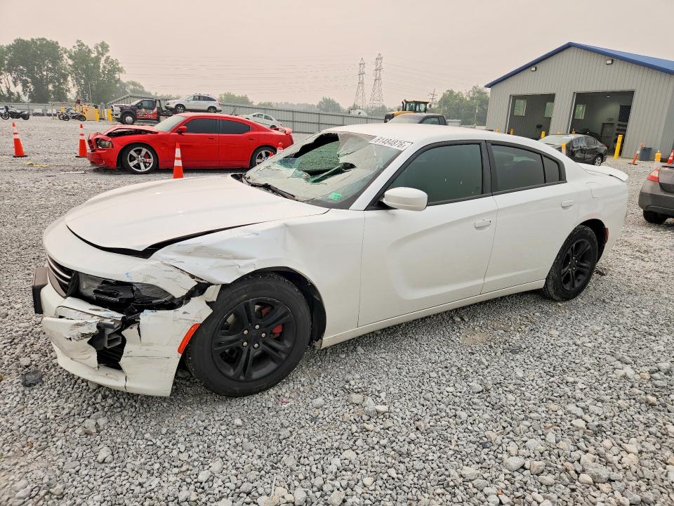 2015 Dodge Charger მანქანა იყიდება აუქციონზე, vin: 2C3CDXBG5FH843902, აუქციონის ნომერი: 61484876